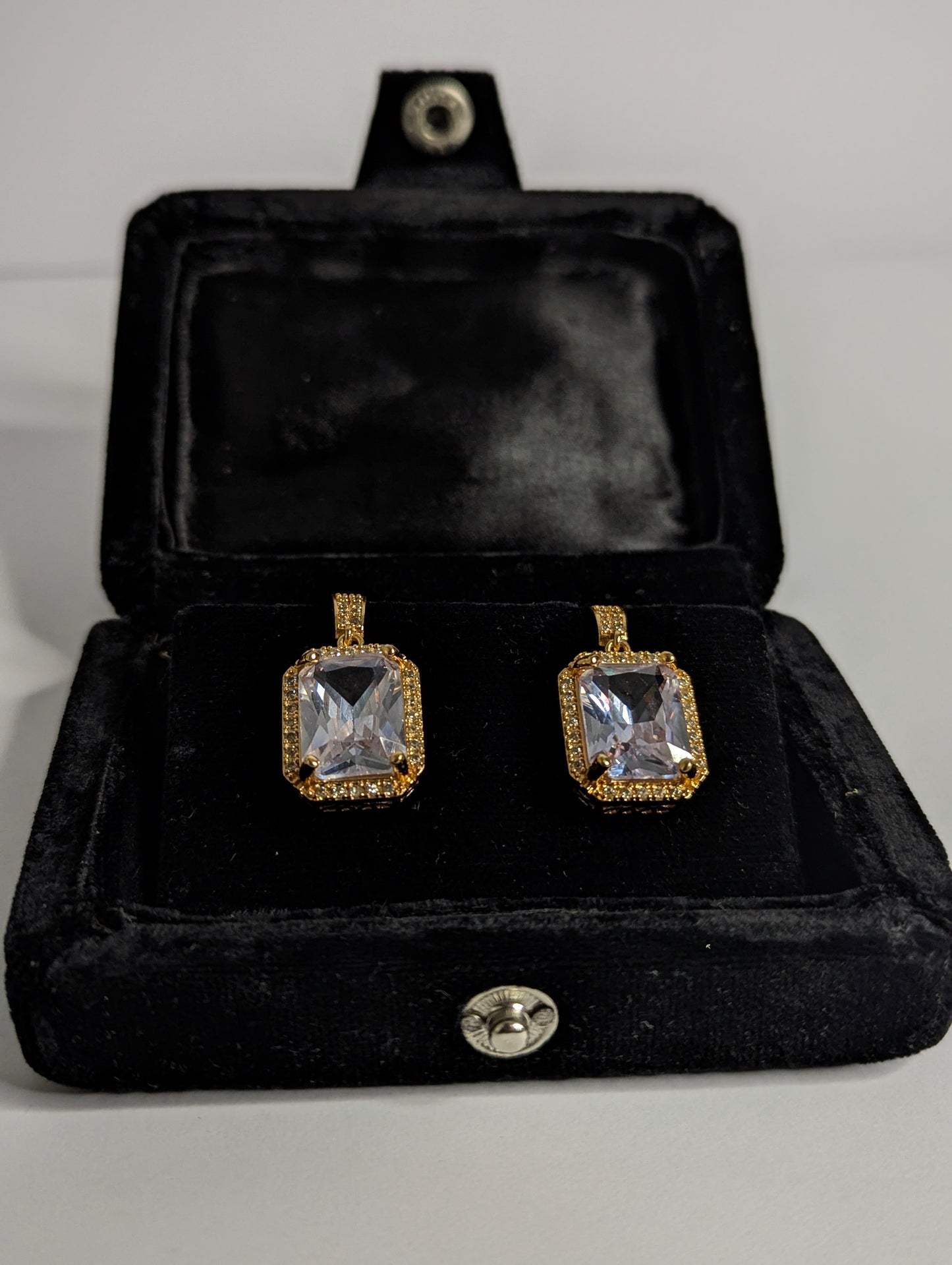 Gold Emerald-Cut Jewelry Set (4-Piece)